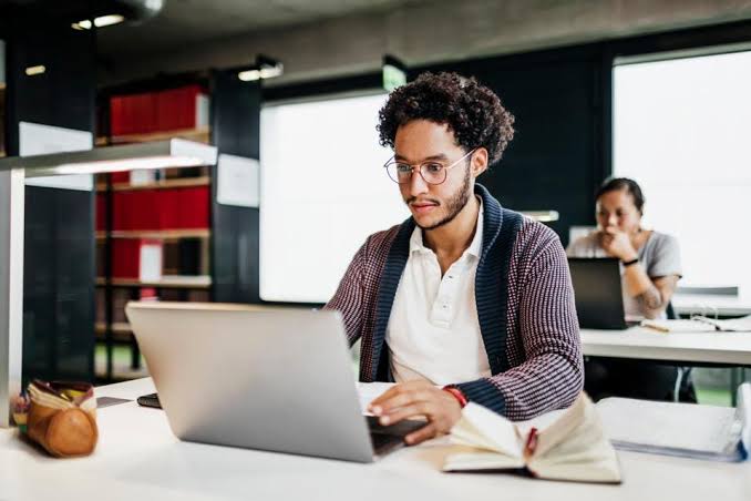 100 free tech resources for a $100k career in Data, AI/ML, SQL, Tableau, Project Management, Agile, UI/UX, and resume prep